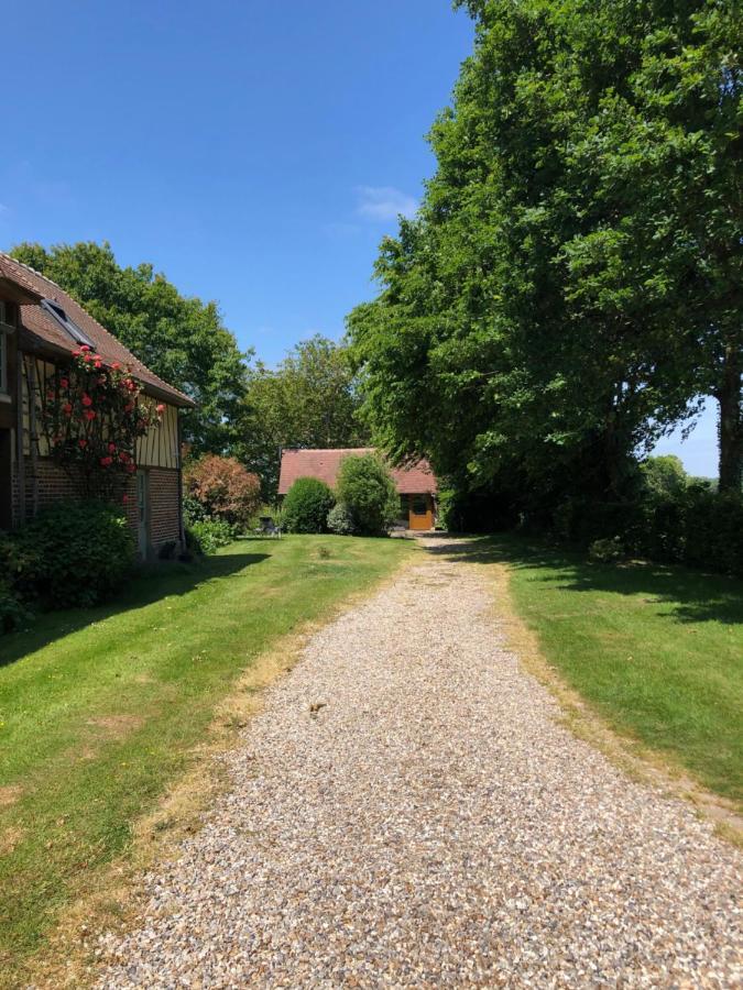 Villa La petite saugère à Bosguérard-de-Marcouville Extérieur photo